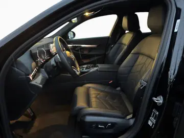 BMW 520i Limo M-Sport StHz AHK 20  H K Leas 499 -o.A