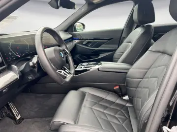 BMW 520i M Sportpaket Navi Tempom.aktiv Standheizung