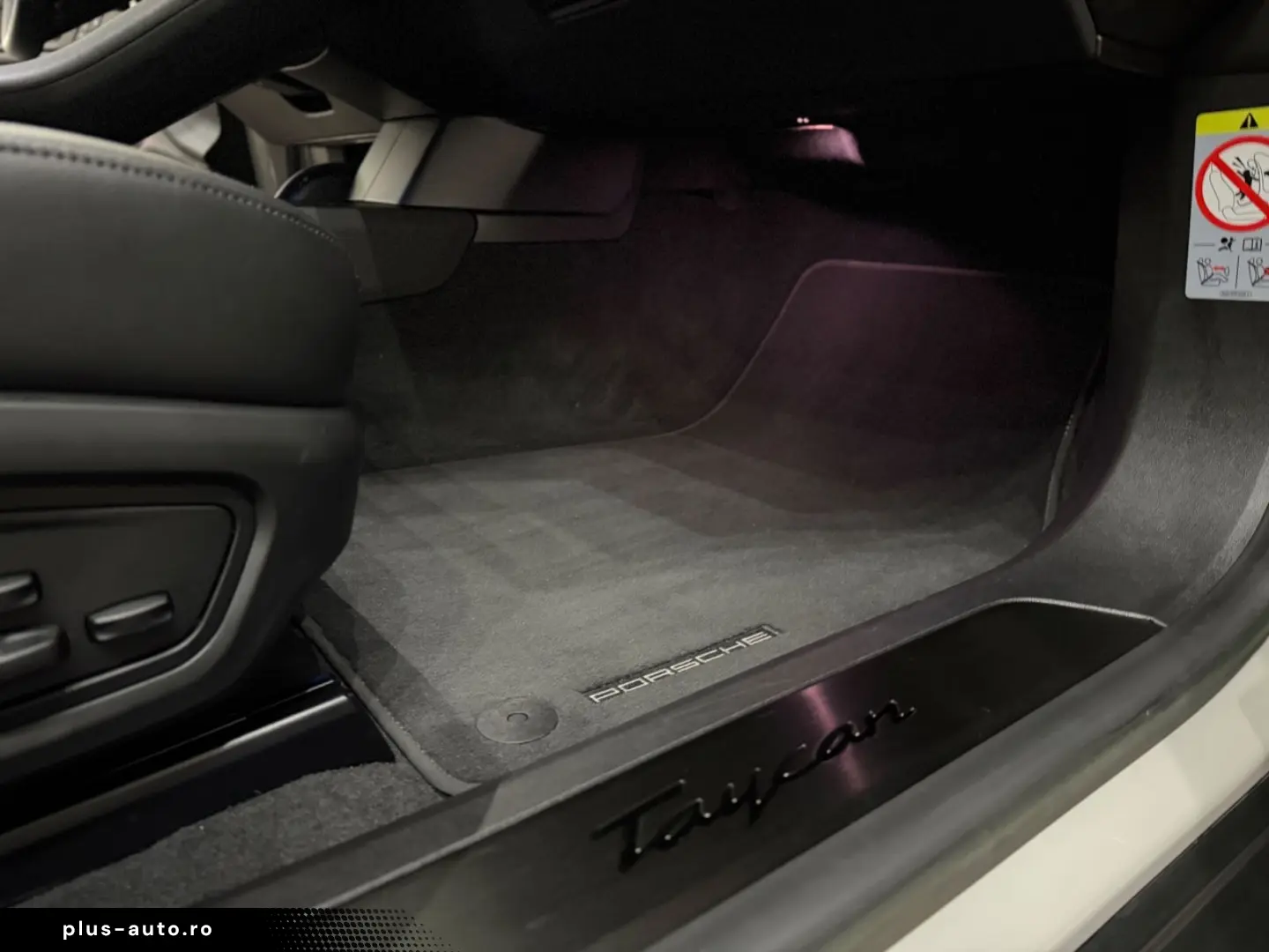 PORSCHE Taycan Kreide Beifahrer Display Perf. Battery