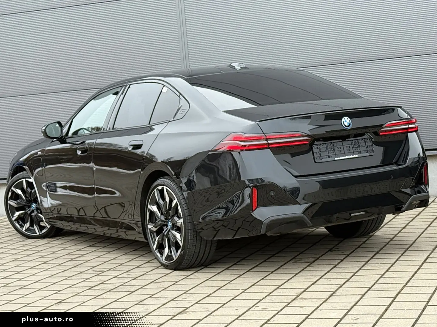 BMW 550e Lim. xDrive M Sport Pro Pano B&W 360  HUD