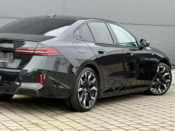 BMW 550e Lim. xDrive M Sport Pro Pano B&W 360  HUD