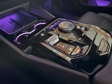 BMW 550e Lim. xDrive M Sport Pro Pano B&W 360  HUD