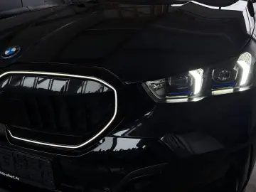 BMW 550e Lim. xDrive M Sport Pro Pano B&W 360  HUD