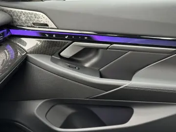 BMW 550e Lim. xDrive M Sport Pro Pano B&W 360  HUD