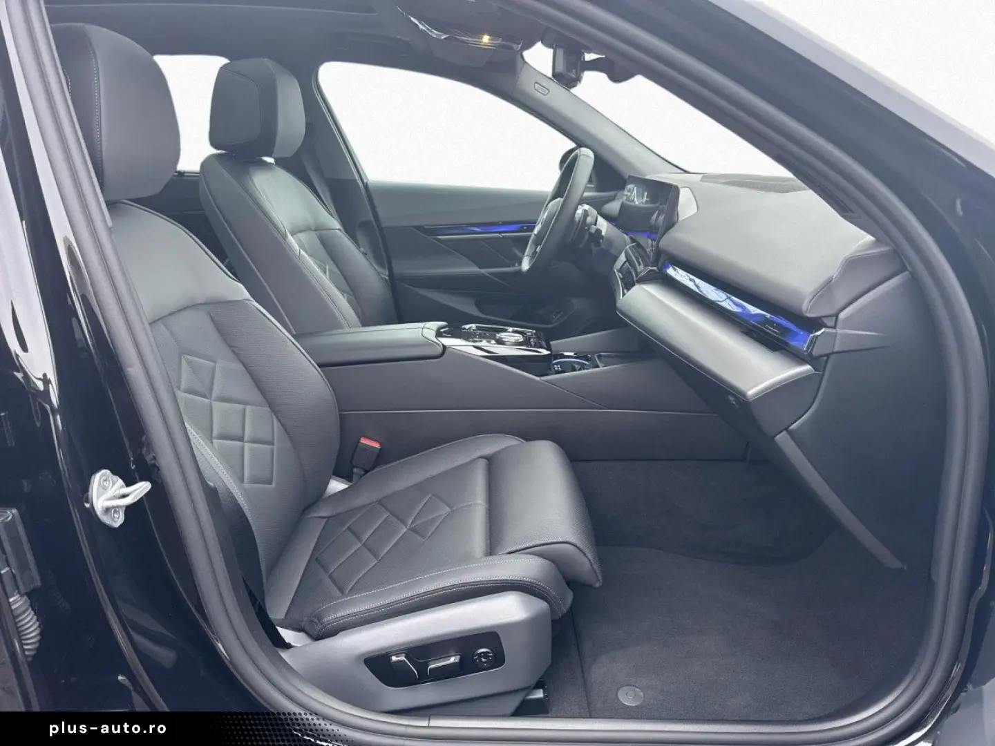 BMW 550e xDrive PANO ALED HK KlimaSitze Memory 19