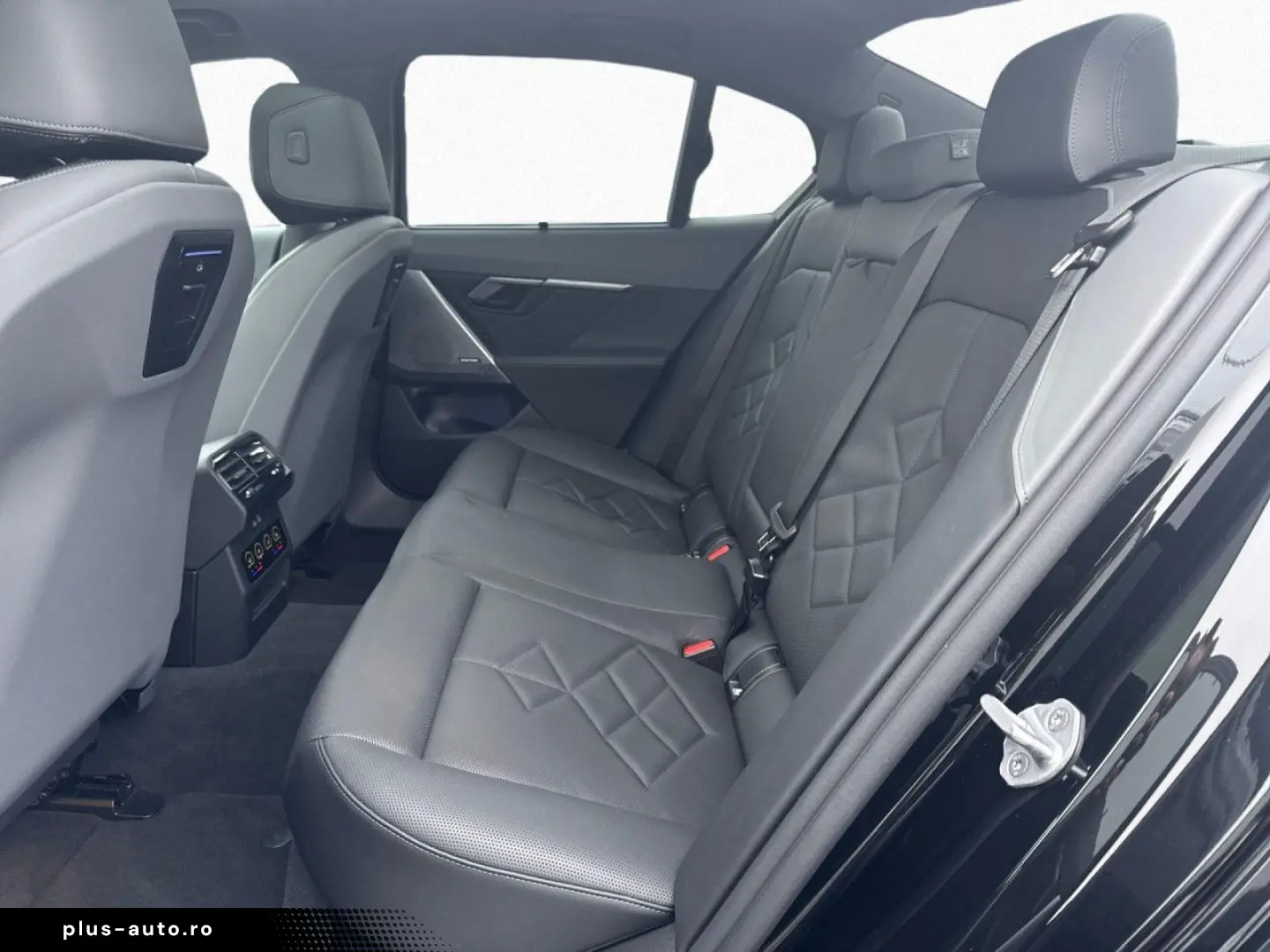 BMW 550e xDrive PANO ALED HK KlimaSitze Memory 19