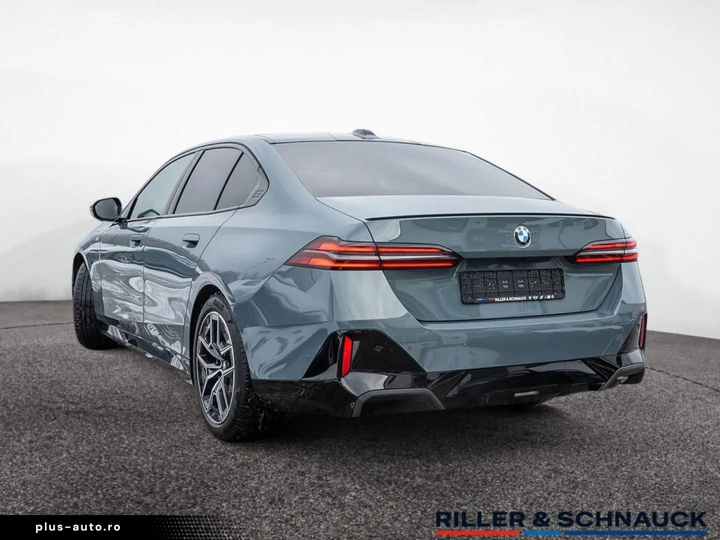 BMW 520i M-Sport Pro NAVI ACC HUD SITZBELÜFTUNG PANO