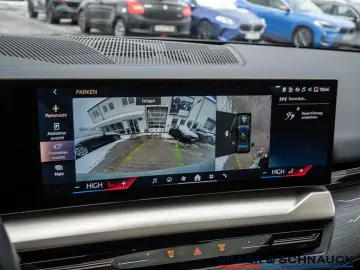 BMW 520i M-Sport Pro NAVI ACC HUD SITZBELÜFTUNG PANO