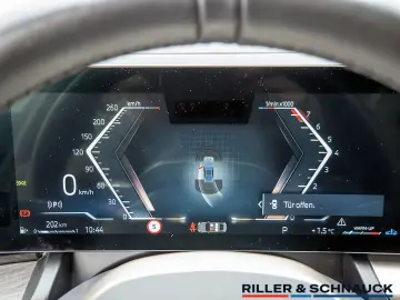 BMW 520i M-Sport Pro NAVI ACC HUD SITZBELÜFTUNG PANO