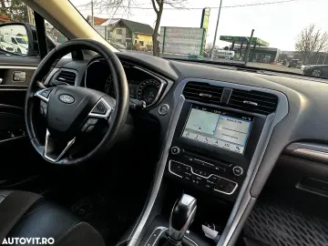 Ford Mondeo 2.0 TDCI PowerShift Titanium