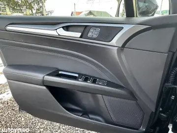 Ford Mondeo 2.0 TDCI PowerShift Titanium