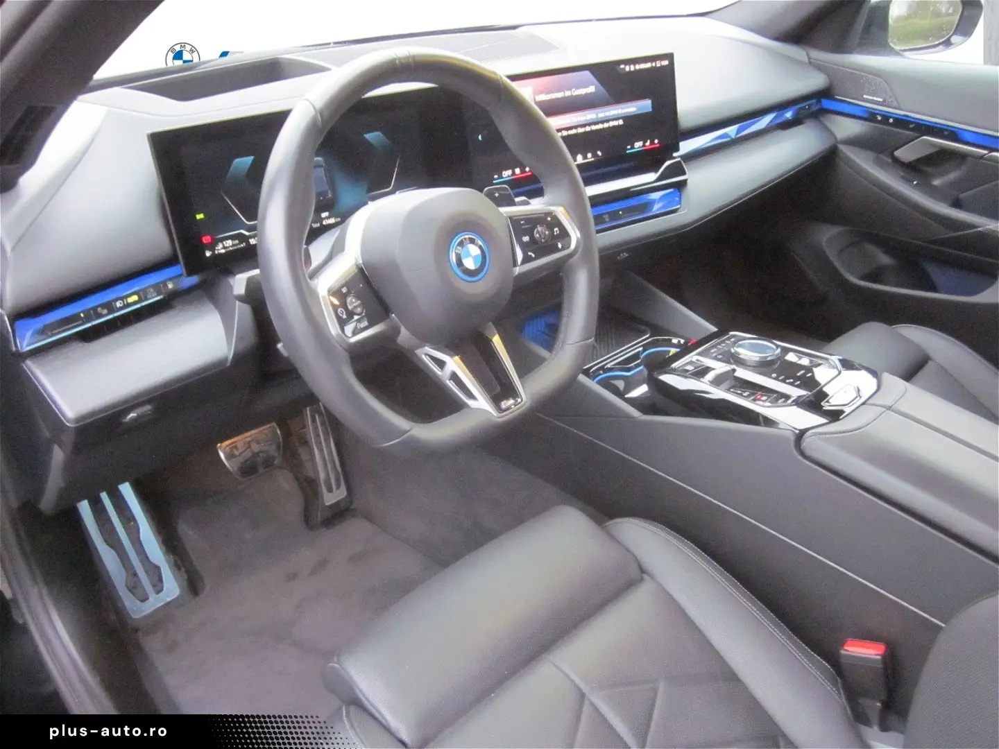 BMW 550e xDrive M SPORT LC PROF LEDER PANO ALARM  HI