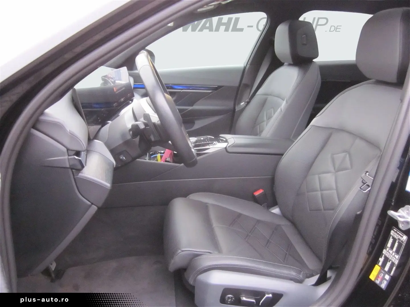 BMW 550e xDrive M SPORT LC PROF LEDER PANO ALARM  HI