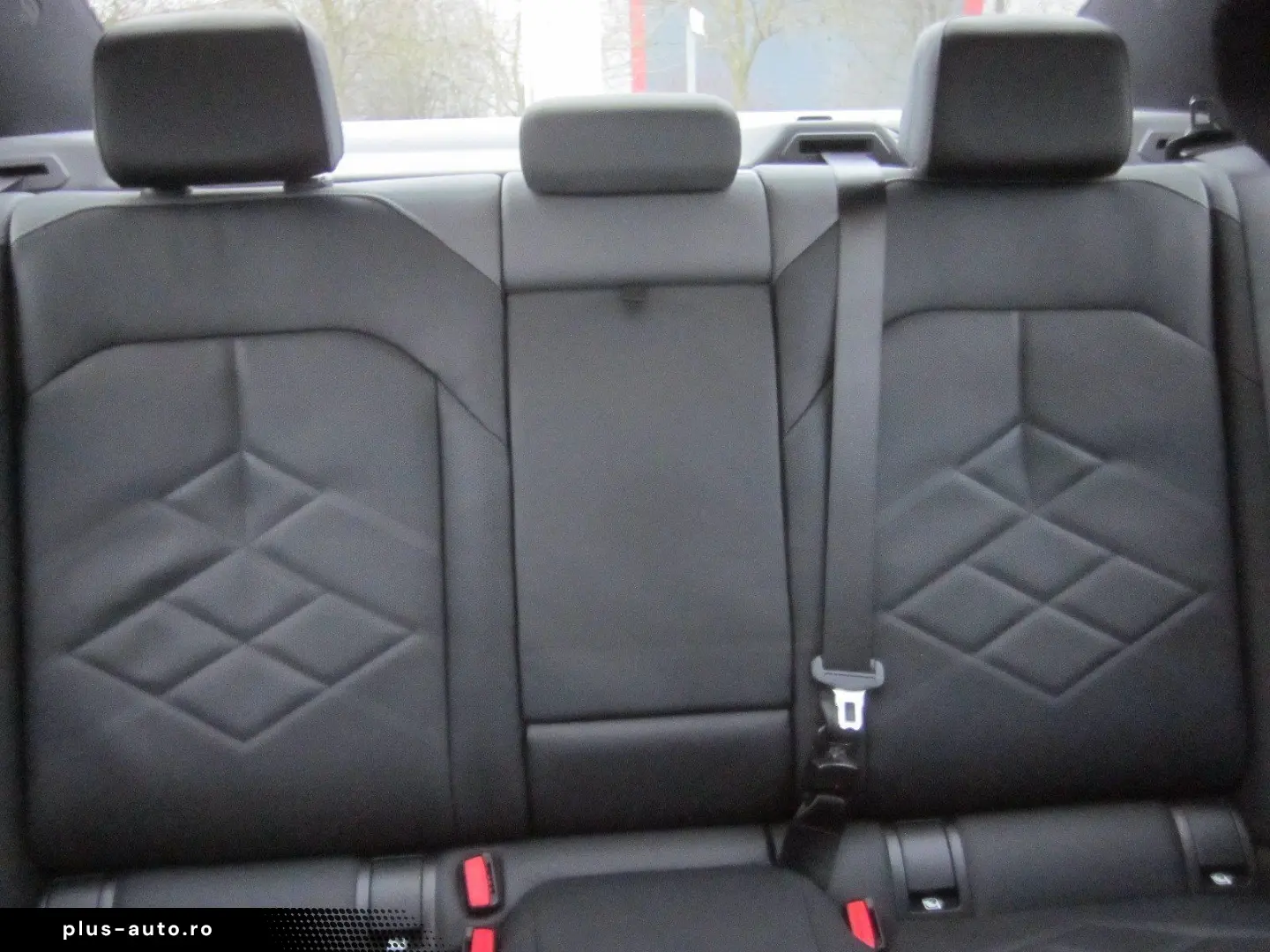 BMW 550e xDrive M SPORT LC PROF LEDER PANO ALARM  HI