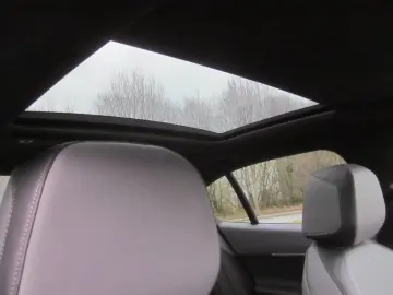 BMW 550e xDrive M SPORT LC PROF LEDER PANO ALARM  HI