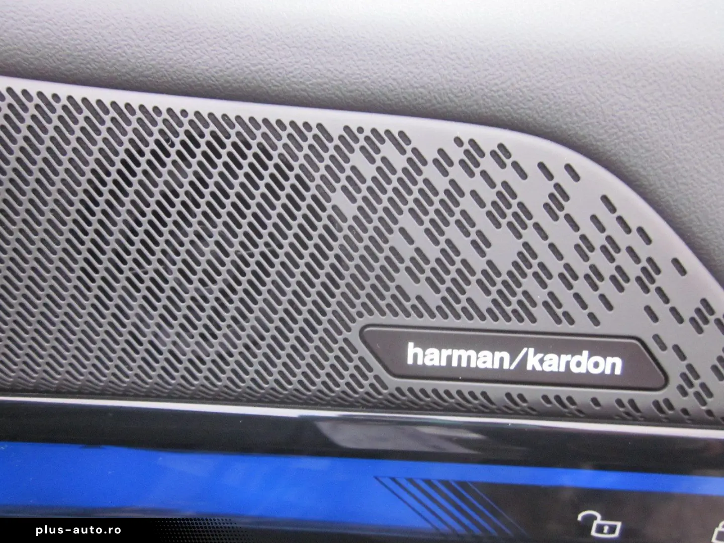 BMW 550e xDrive M SPORT LC PROF LEDER PANO ALARM  HI