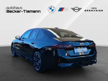 BMW 520d M Sport Pro IconicGlow DrivAss  ParkAss   S