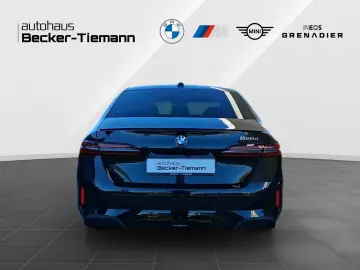 BMW 520d M Sport Pro IconicGlow DrivAss  ParkAss   S