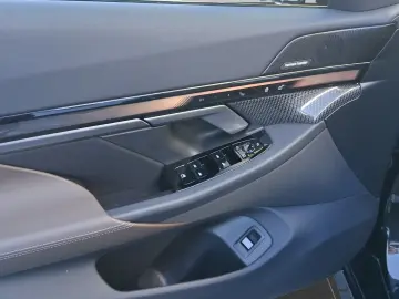 BMW 520d M Sport Pro IconicGlow DrivAss  ParkAss   S