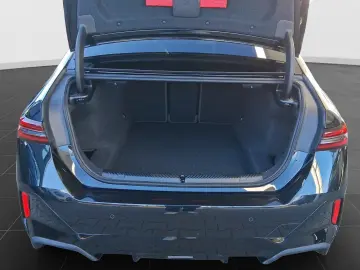 BMW 520d M Sport Pro IconicGlow DrivAss  ParkAss   S