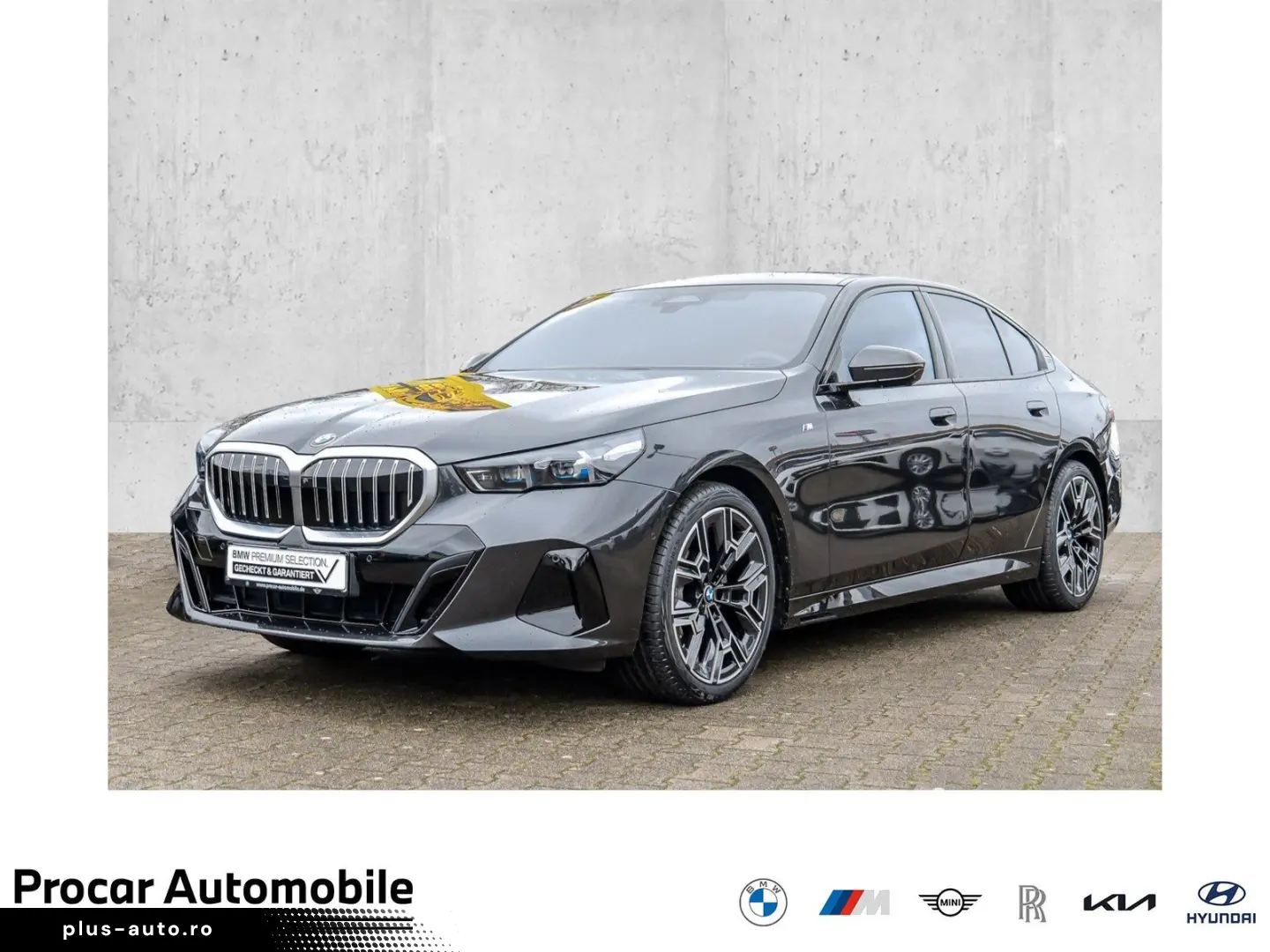 BMW 520d Limousine M Sport AHK HuD Pano DA  H K LED