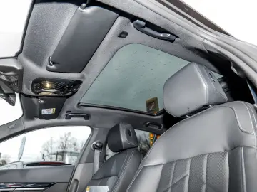 BMW 520d Limousine M Sport AHK HuD Pano DA  H K LED