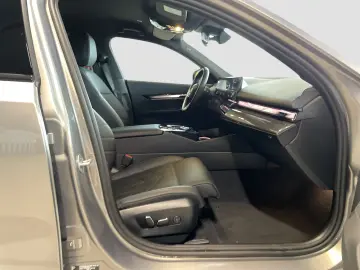 BMW 520d Limousine M Sport Standheizung AHK Kamera