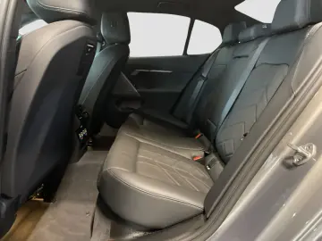 BMW 520d Limousine M Sport Standheizung AHK Kamera