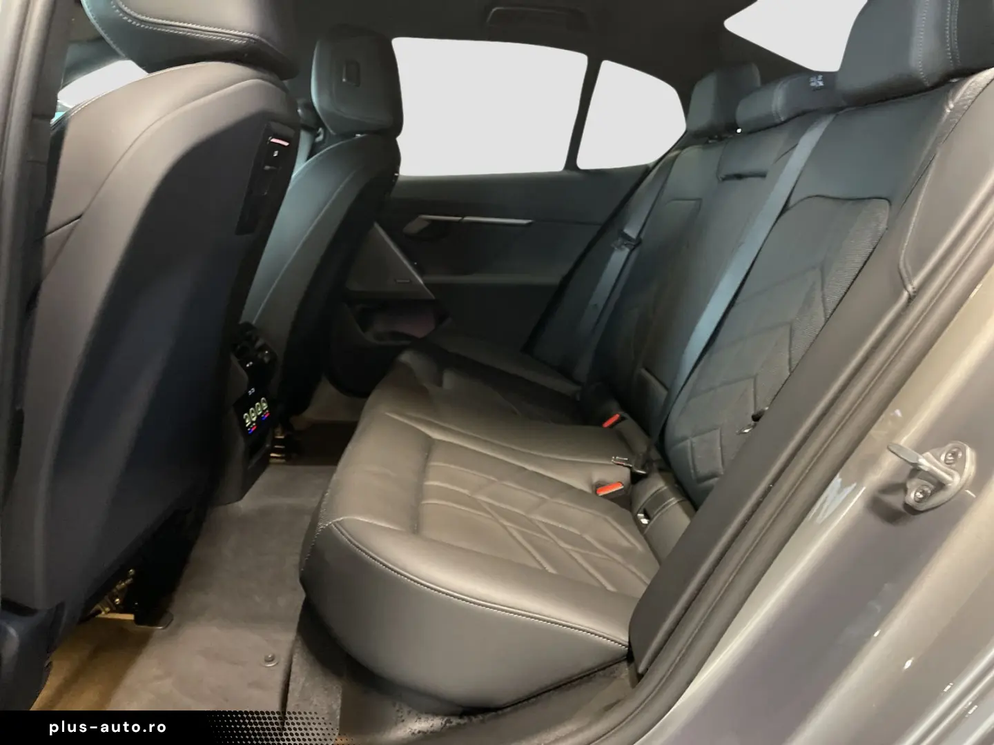 BMW 520d Limousine M Sport Standheizung AHK Kamera