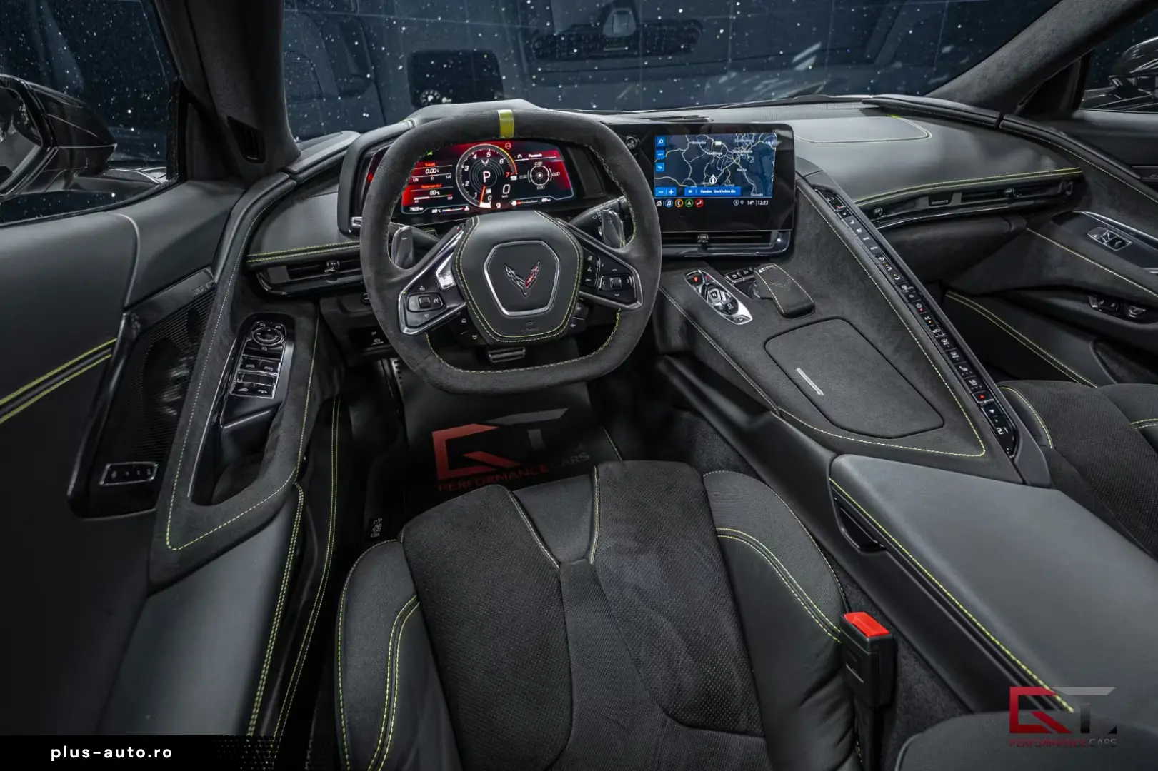 Corvette Chevrolet C8 Stingray Convertible BOSE Lifting