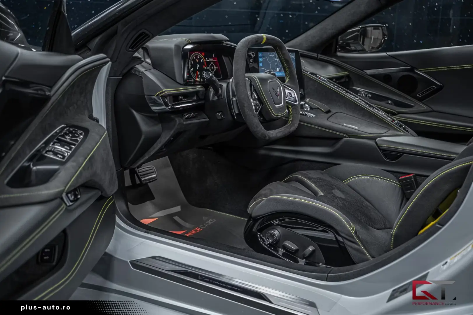 Corvette Chevrolet C8 Stingray Convertible BOSE Lifting