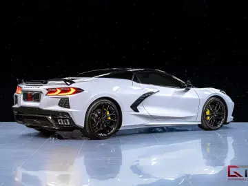 Corvette Chevrolet C8 Stingray Convertible BOSE Lifting