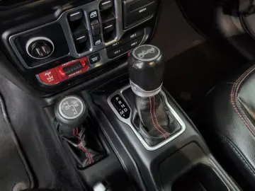 JEEP  2.2 CRDi Rubicon SkyOne AHK ACC Keyless BLIS