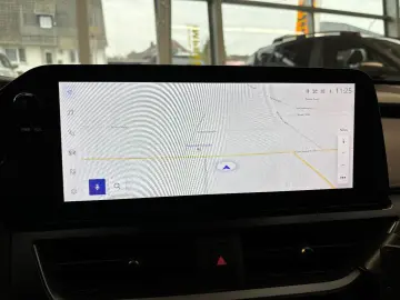 LEXUS UX 300 h E-Four Sport Design Navi Leder