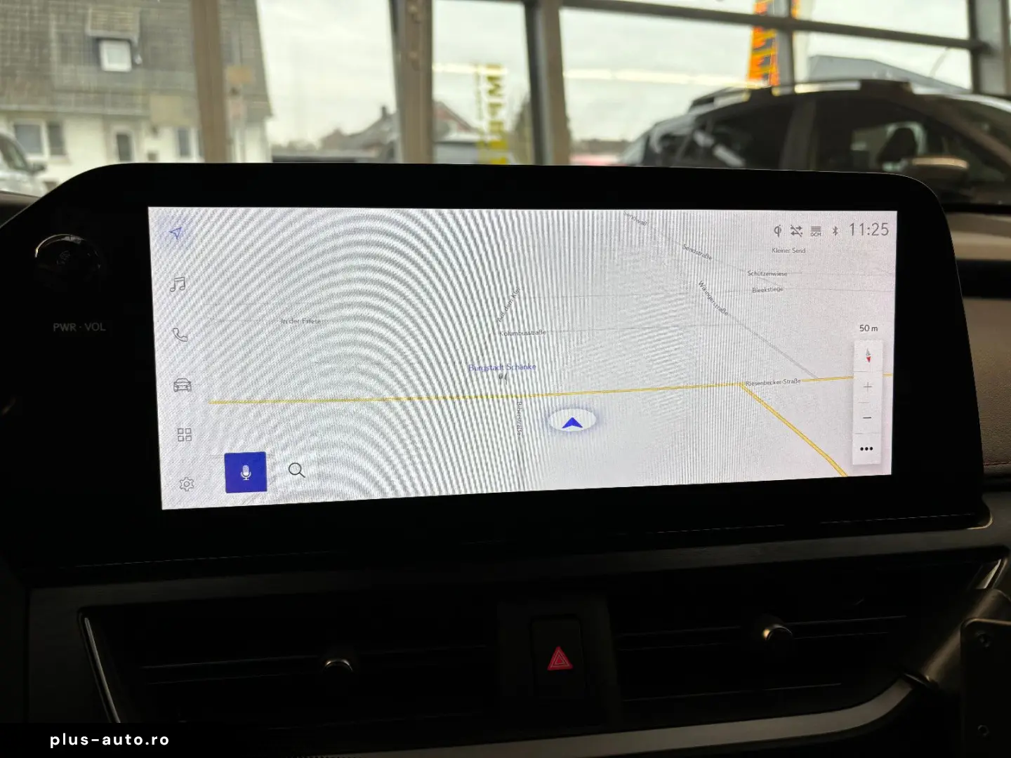 LEXUS UX 300 h E-Four Sport Design Navi Leder