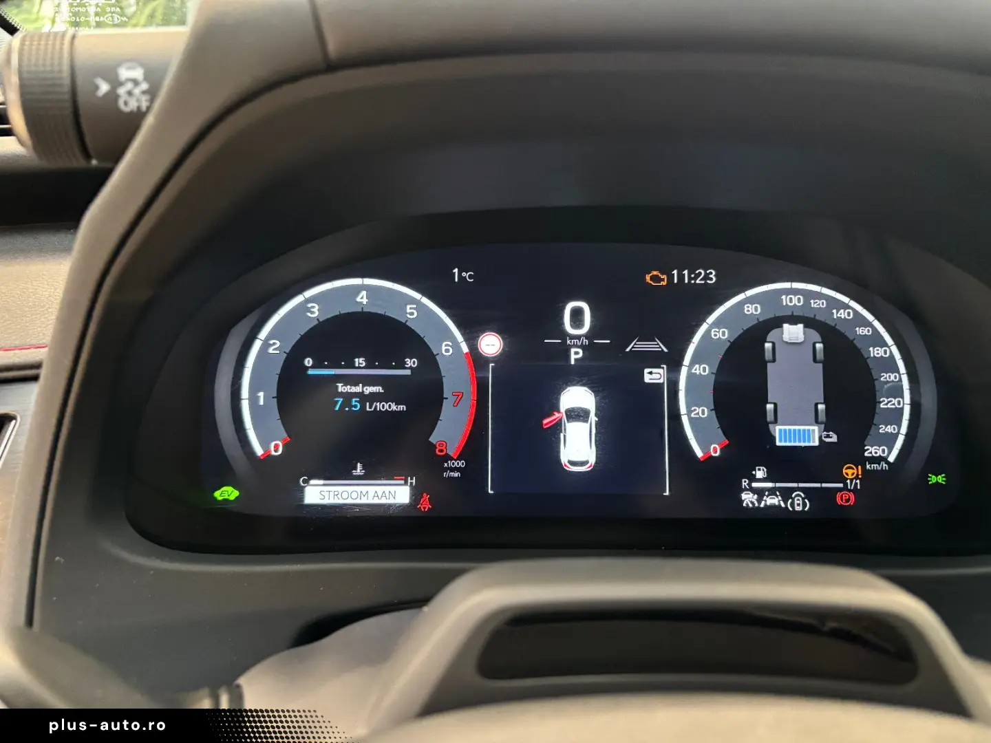 LEXUS UX 300 h E-Four Sport Design Navi Leder