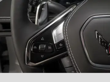 CorvetteC8 StingrayConvertible 3LT Front Lift Fully Equipped