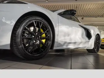 CorvetteC8 StingrayConvertible 3LT Front Lift Fully Equipped