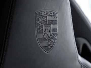 PORSCHE 911 Carrera Aerokit