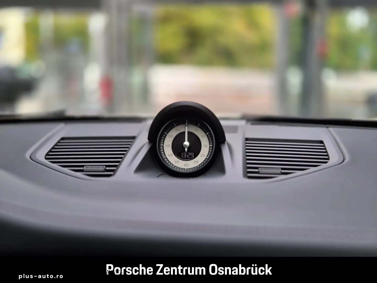 PORSCHE 992 (911) Targa 4 GTS 18-Wege BOSE Matrix Surrou