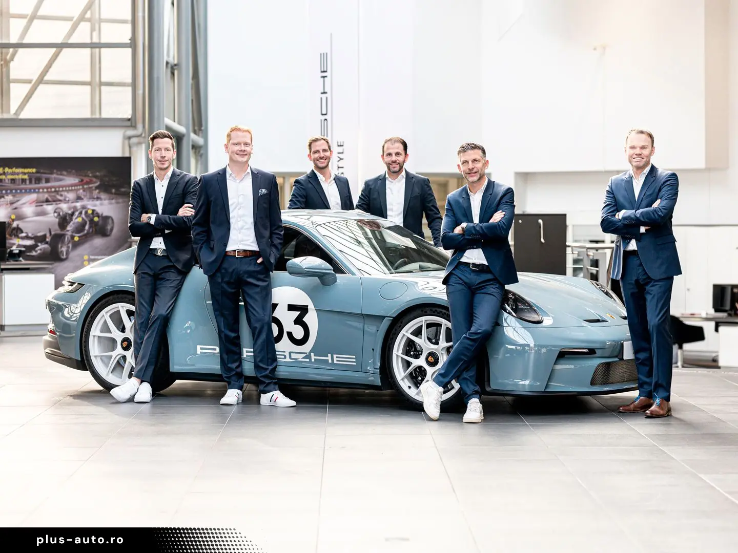 PORSCHE 992 (911) Targa 4 GTS 18-Wege BOSE Matrix Surrou