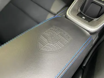PORSCHE 992 (911) Turbo S   Burmester   Sitzbelüftung