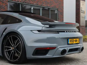 PORSCHE 992 Turbo   Aero Kit - Heritage interior