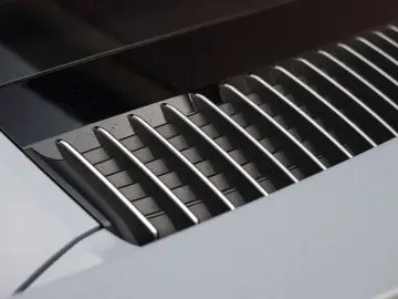 PORSCHE 992 Turbo   Aero Kit - Heritage interior