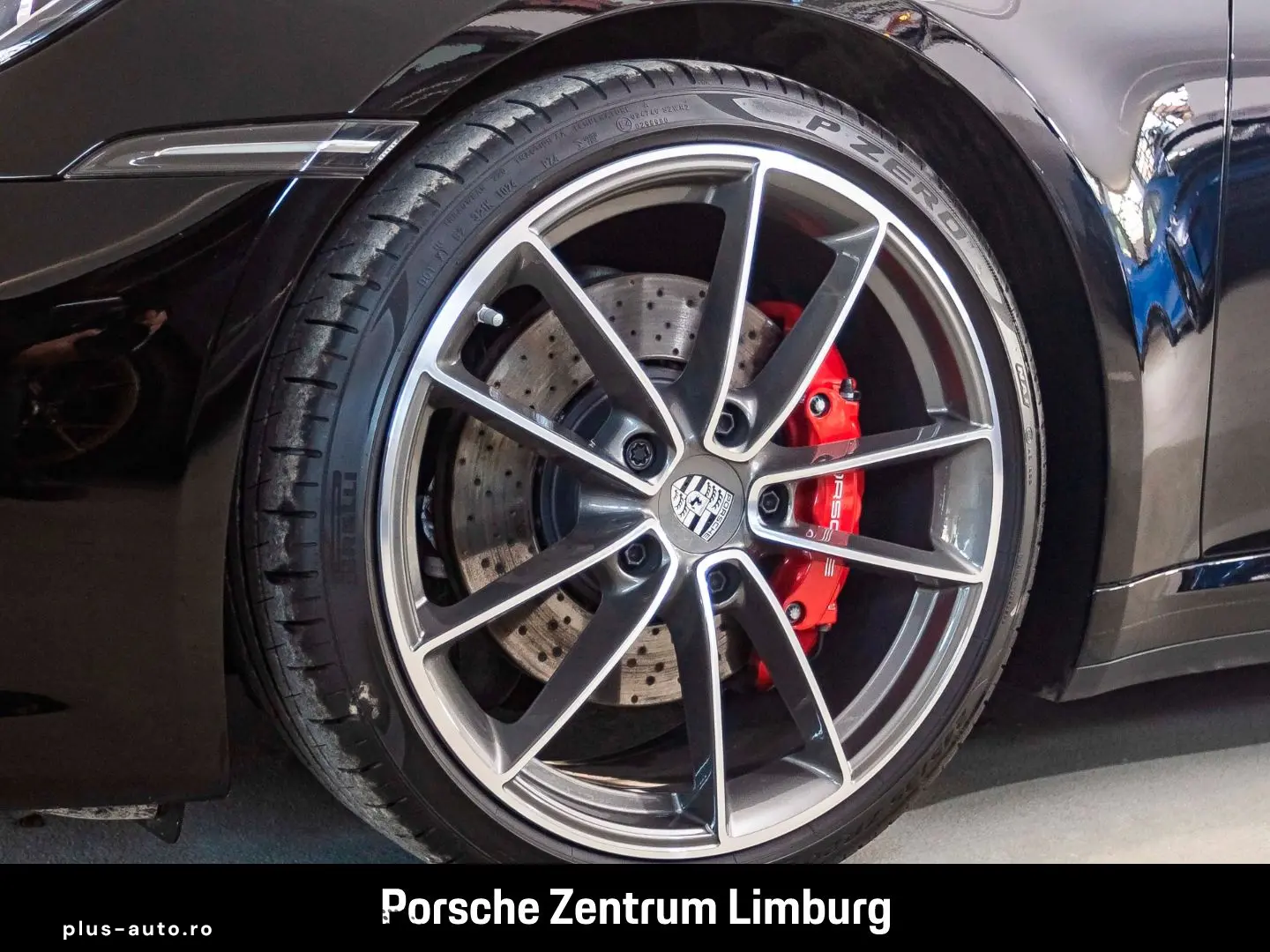 PORSCHE 992 911 Carrera 4S Sportabgas BOSE Rückfahrkamer