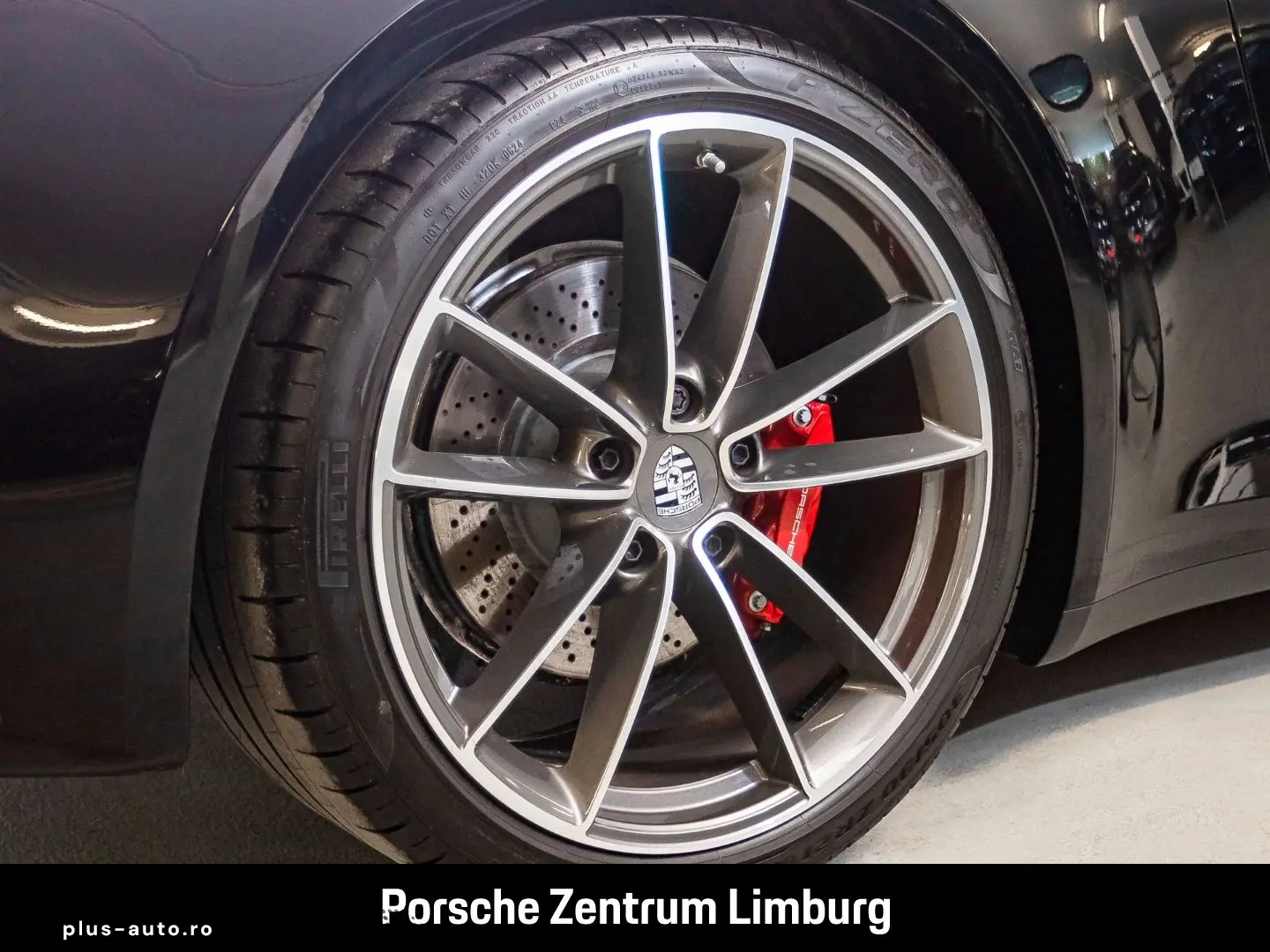 PORSCHE 992 911 Carrera 4S Sportabgas BOSE Rückfahrkamer