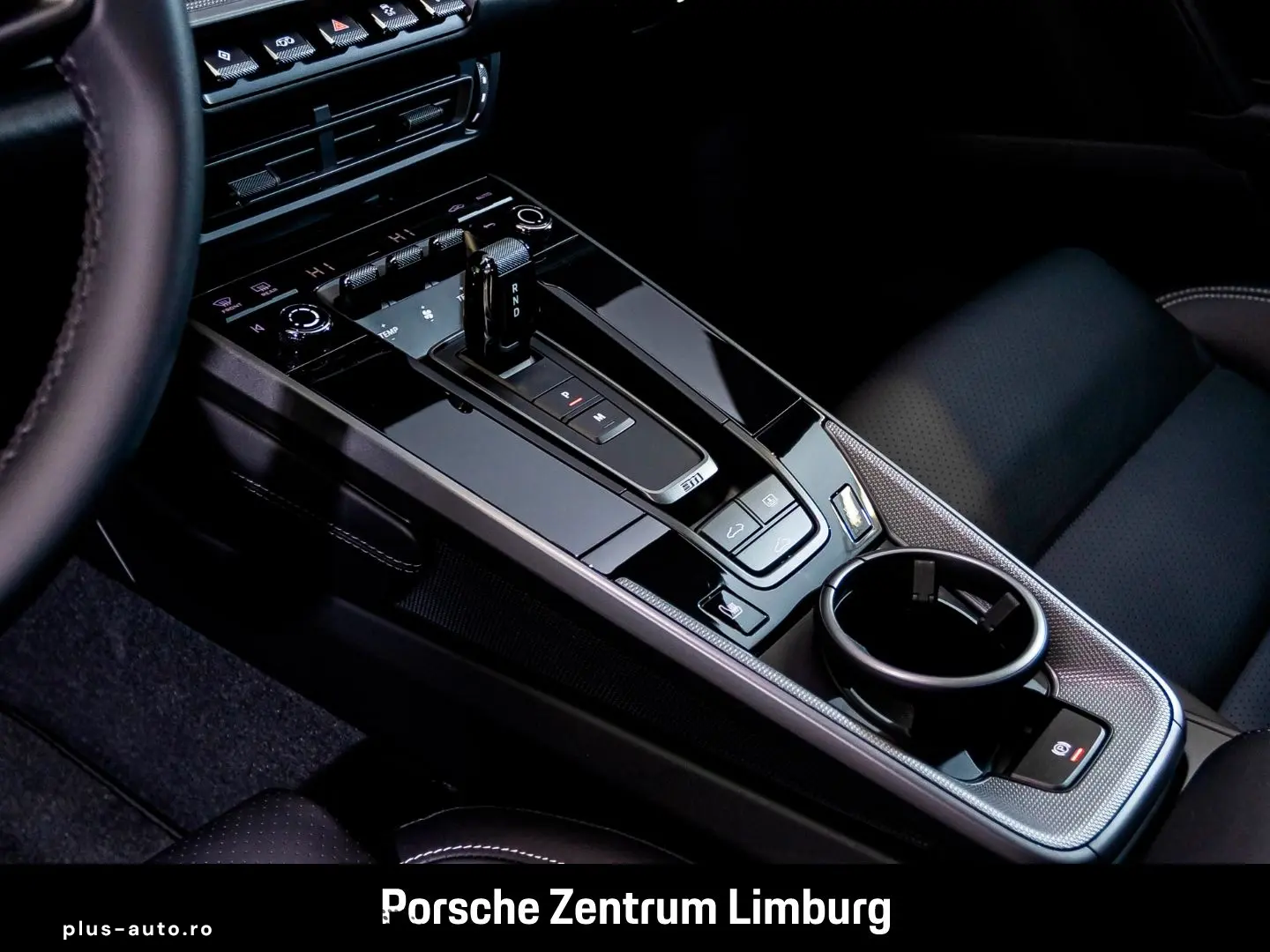 PORSCHE 992 911 Carrera 4S Sportabgas BOSE Rückfahrkamer