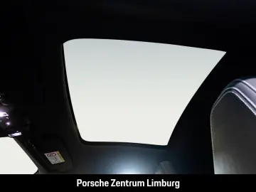 PORSCHE 992 911 Carrera 4S Sportabgas BOSE Rückfahrkamer