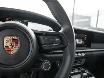 PORSCHE 992 Carrera GTS Cabriolet Sport Chrono BOSE