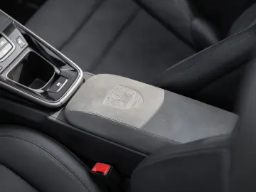 PORSCHE 992 Carrera GTS Cabriolet Sport Chrono BOSE